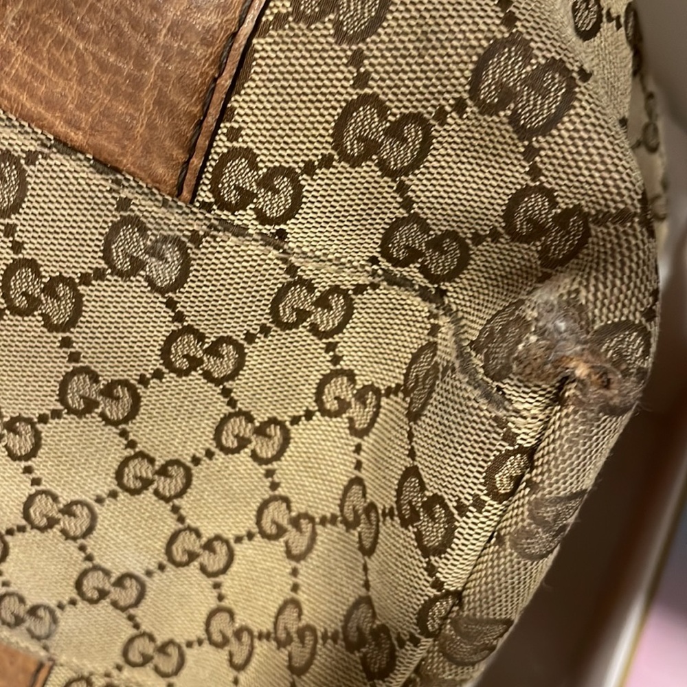 Gucci Brown GG Canvas and Leather Tote. Great Bag! - Picture 15 of 16